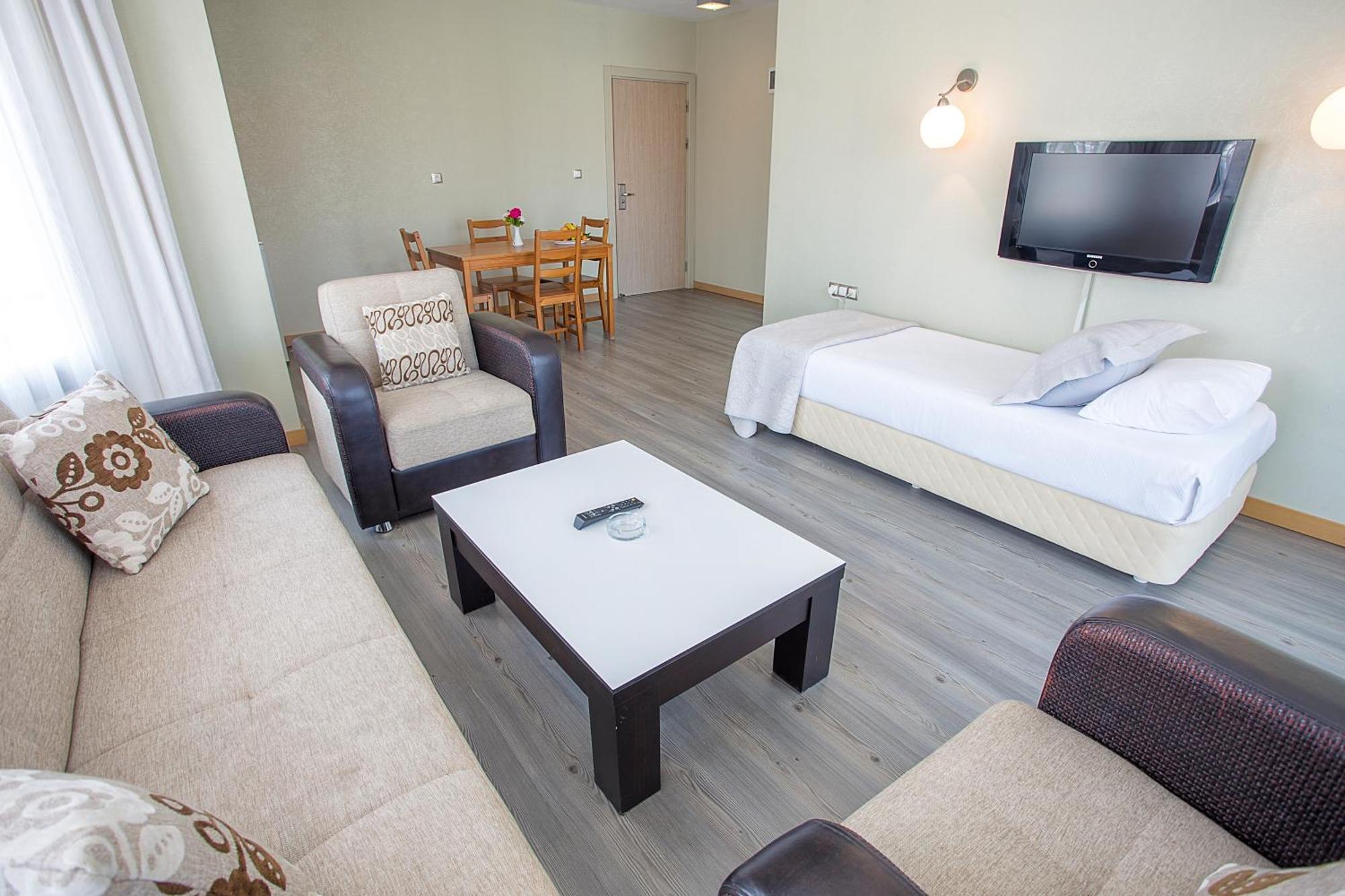 Cilek Marina Otel Cesme Exterior photo
