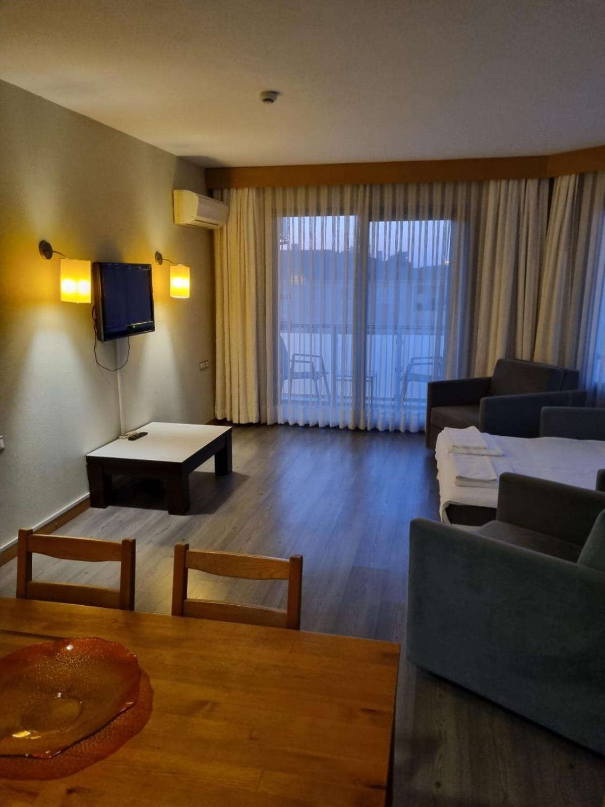 Cilek Marina Otel Cesme Exterior photo