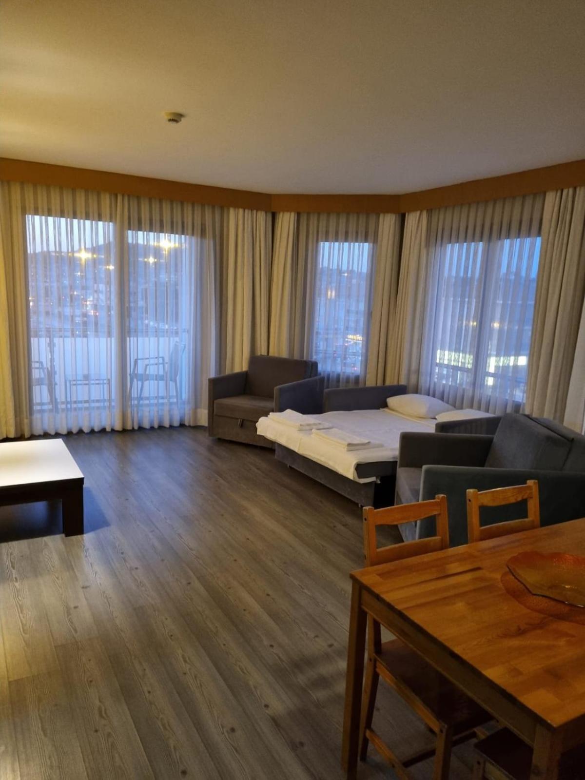 Cilek Marina Otel Cesme Exterior photo