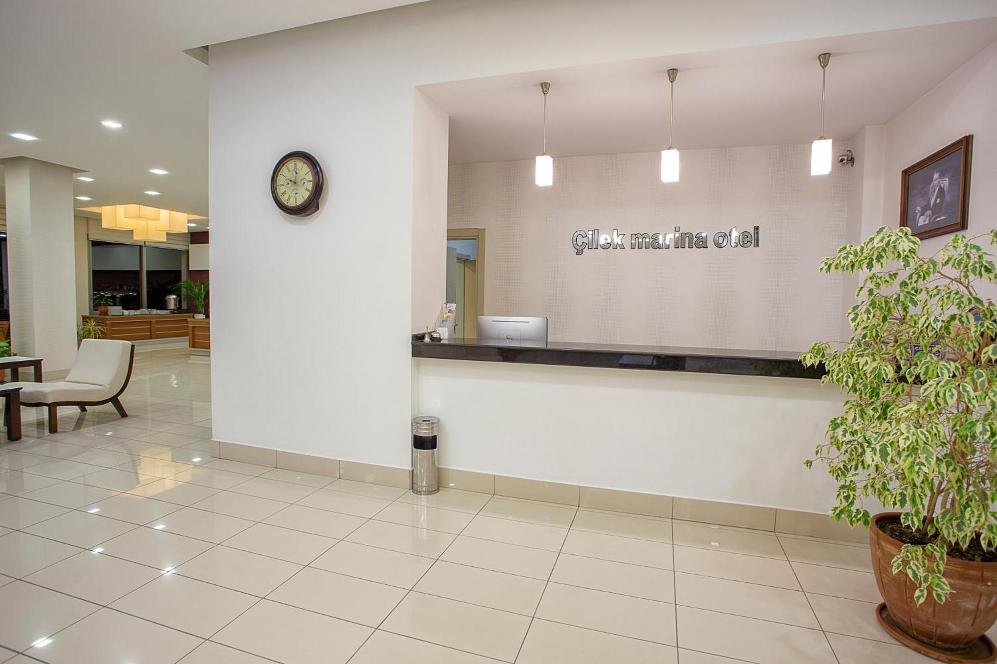 Cilek Marina Otel Cesme Exterior photo