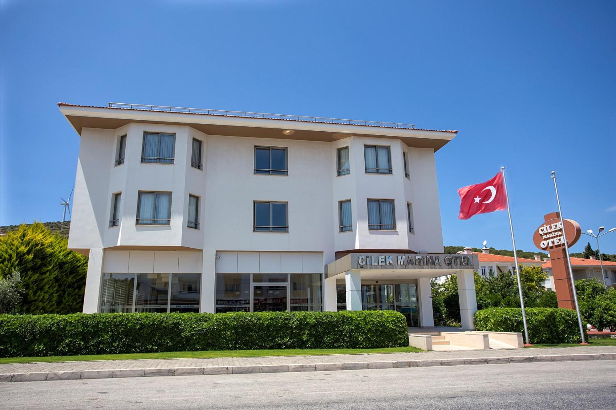 Cilek Marina Otel Cesme Exterior photo